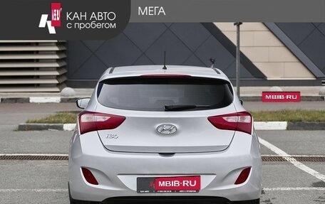 Hyundai i30 II рестайлинг, 2016 год, 877 000 рублей, 4 фотография