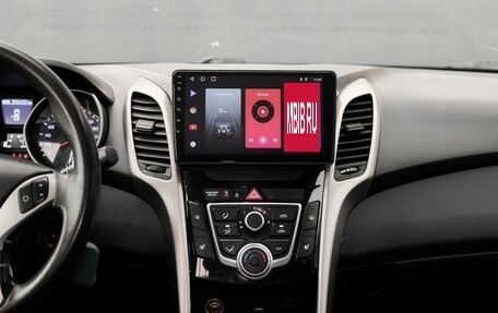 Hyundai i30 II рестайлинг, 2016 год, 877 000 рублей, 14 фотография