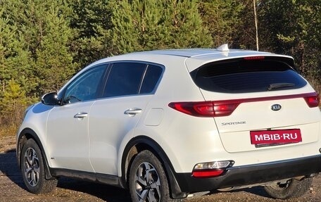 KIA Sportage IV рестайлинг, 2018 год, 1 950 000 рублей, 4 фотография