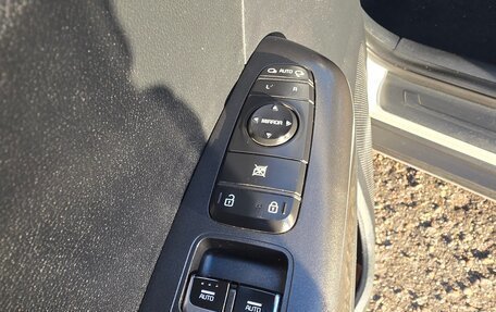 KIA Sportage IV рестайлинг, 2018 год, 1 950 000 рублей, 9 фотография