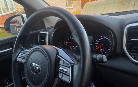 KIA Sportage IV рестайлинг, 2018 год, 1 950 000 рублей, 13 фотография