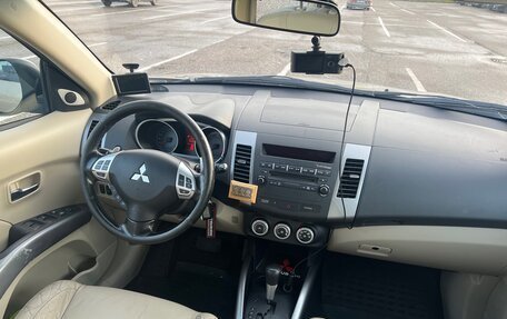 Mitsubishi Outlander III рестайлинг 3, 2008 год, 770 000 рублей, 6 фотография