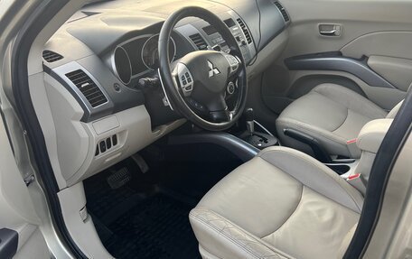 Mitsubishi Outlander III рестайлинг 3, 2008 год, 770 000 рублей, 7 фотография