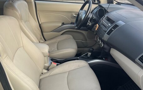 Mitsubishi Outlander III рестайлинг 3, 2008 год, 770 000 рублей, 10 фотография