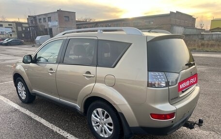 Mitsubishi Outlander III рестайлинг 3, 2008 год, 770 000 рублей, 3 фотография