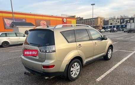 Mitsubishi Outlander III рестайлинг 3, 2008 год, 770 000 рублей, 4 фотография