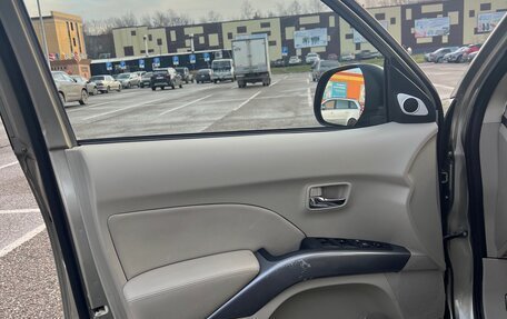 Mitsubishi Outlander III рестайлинг 3, 2008 год, 770 000 рублей, 17 фотография