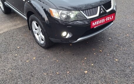 Mitsubishi Outlander III рестайлинг 3, 2007 год, 1 030 000 рублей, 2 фотография