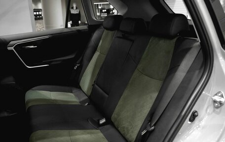Toyota RAV4, 2025 год, 4 550 000 рублей, 9 фотография