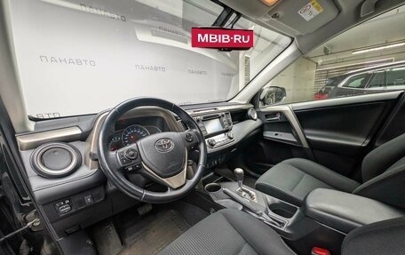 Toyota RAV4, 2015 год, 1 695 000 рублей, 10 фотография