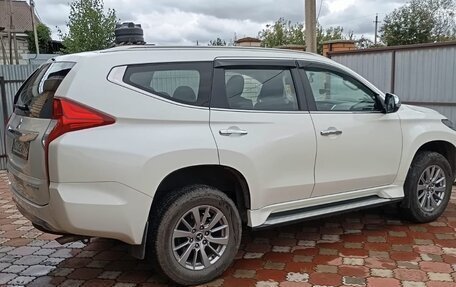 Mitsubishi Pajero Sport III рестайлинг, 2018 год, 3 100 000 рублей, 4 фотография