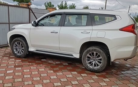 Mitsubishi Pajero Sport III рестайлинг, 2018 год, 3 100 000 рублей, 8 фотография