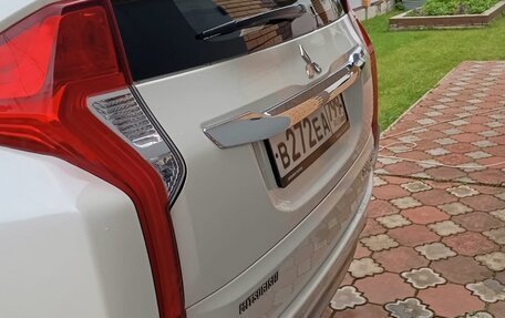 Mitsubishi Pajero Sport III рестайлинг, 2018 год, 3 100 000 рублей, 9 фотография