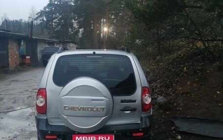 Chevrolet Niva I рестайлинг, 2011 год, 320 000 рублей, 2 фотография