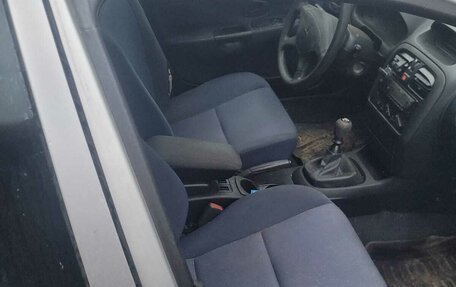 Mitsubishi Carisma I, 2003 год, 180 000 рублей, 5 фотография