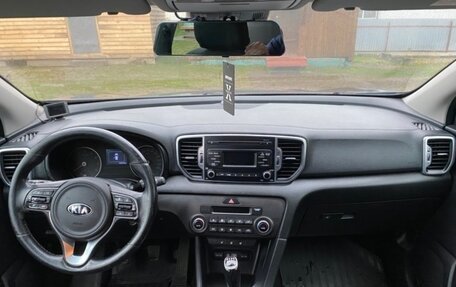 KIA Sportage IV рестайлинг, 2018 год, 1 700 000 рублей, 8 фотография