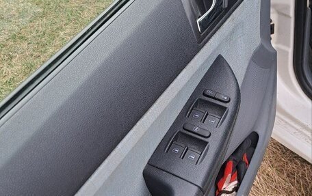 Skoda Fabia I, 2001 год, 325 000 рублей, 6 фотография