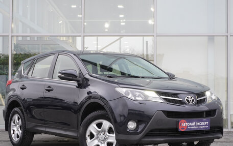 Toyota RAV4, 2015 год, 1 749 000 рублей, 3 фотография