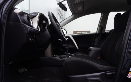 Toyota RAV4, 2015 год, 1 749 000 рублей, 9 фотография