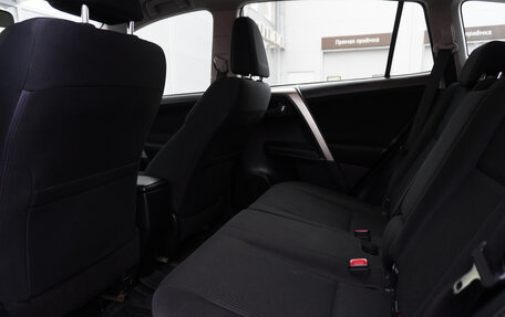 Toyota RAV4, 2015 год, 1 749 000 рублей, 21 фотография