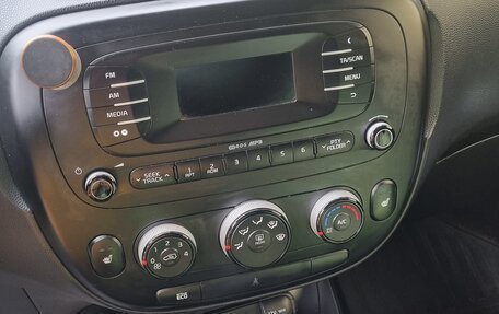 KIA Soul II рестайлинг, 2014 год, 900 000 рублей, 7 фотография