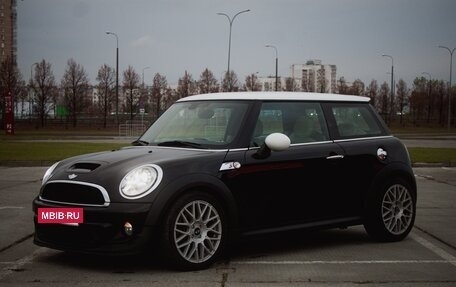 MINI Hatch, 2011 год, 1 050 000 рублей, 7 фотография