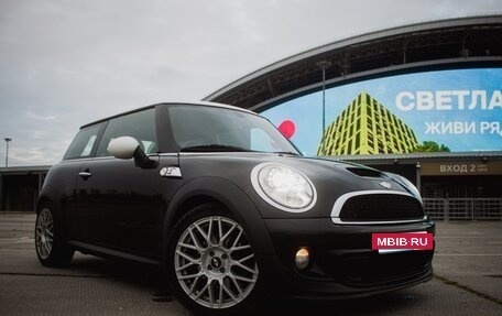 MINI Hatch, 2011 год, 1 050 000 рублей, 11 фотография