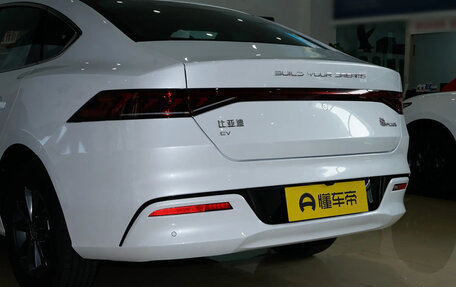 BYD Qin, 2025 год, 2 450 000 рублей, 7 фотография