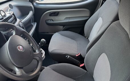 Fiat Doblo I, 2011 год, 550 000 рублей, 19 фотография