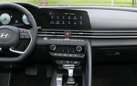 Hyundai Elantra, 2024 год, 2 060 469 рублей, 23 фотография