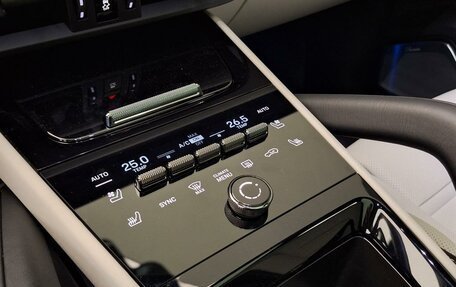 Porsche Cayenne III, 2025 год, 20 580 000 рублей, 14 фотография