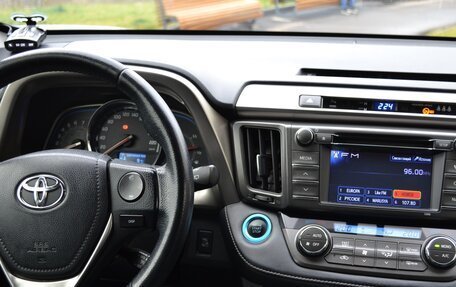 Toyota RAV4, 2012 год, 1 700 000 рублей, 9 фотография