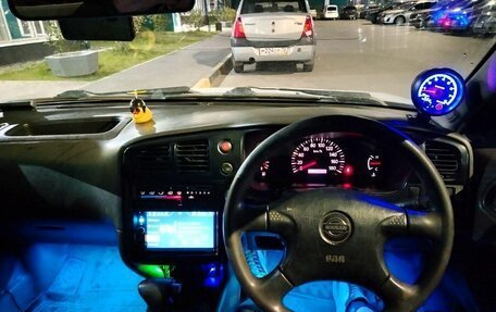 Nissan Expert, 2002 год, 170 000 рублей, 11 фотография