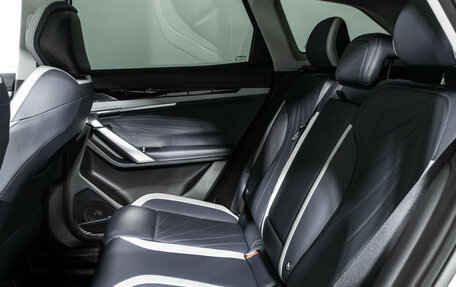 Geely Atlas, 2023 год, 2 775 000 рублей, 10 фотография