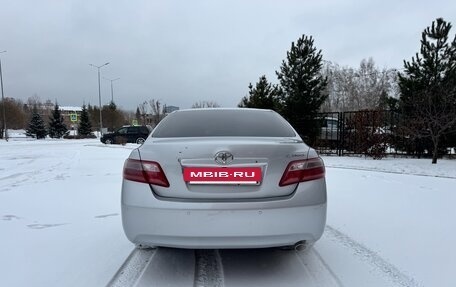 Toyota Camry, 2011 год, 1 690 000 рублей, 6 фотография