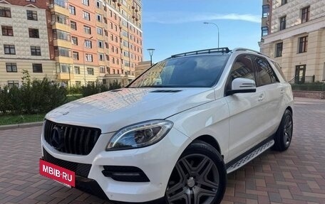 Mercedes-Benz M-Класс, 2012 год, 2 100 000 рублей, 4 фотография