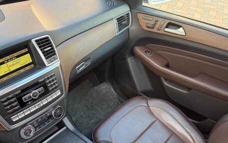 Mercedes-Benz M-Класс, 2012 год, 2 100 000 рублей, 14 фотография