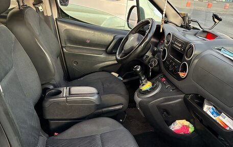 Peugeot Partner II рестайлинг 2, 2011 год, 450 000 рублей, 9 фотография