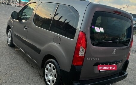 Peugeot Partner II рестайлинг 2, 2011 год, 450 000 рублей, 5 фотография