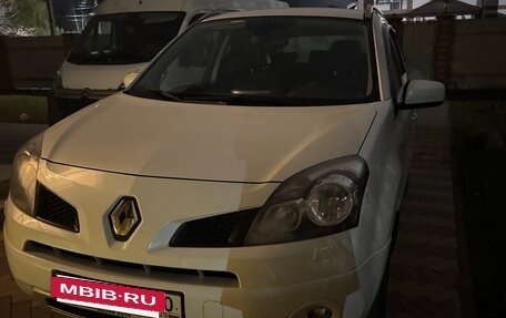 Renault Koleos I рестайлинг 2, 2011 год, 1 000 000 рублей, 2 фотография