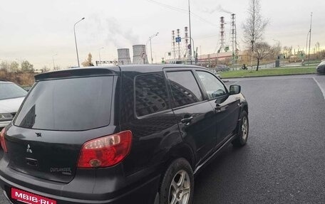 Mitsubishi Outlander III рестайлинг 3, 2004 год, 299 999 рублей, 6 фотография