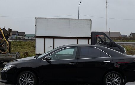 Toyota Camry, 2017 год, 2 599 000 рублей, 3 фотография