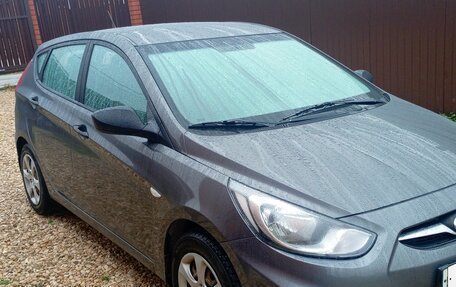 Hyundai Solaris II рестайлинг, 2013 год, 580 000 рублей, 6 фотография