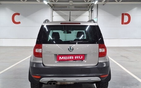 Skoda Yeti I рестайлинг, 2012 год, 1 100 000 рублей, 7 фотография