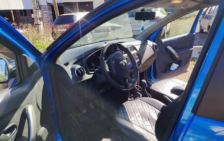 Renault Sandero II рестайлинг, 2015 год, 820 000 рублей, 11 фотография