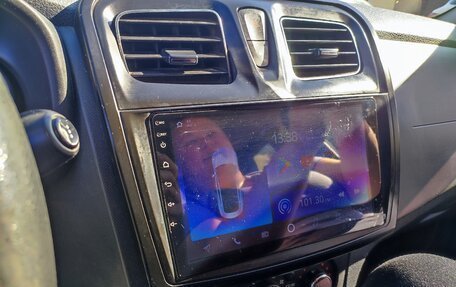 Renault Sandero II рестайлинг, 2015 год, 820 000 рублей, 14 фотография