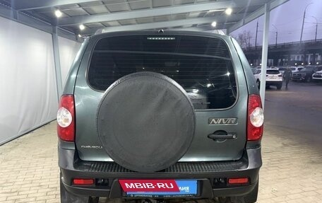 Chevrolet Niva I рестайлинг, 2018 год, 849 000 рублей, 4 фотография