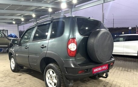 Chevrolet Niva I рестайлинг, 2018 год, 849 000 рублей, 3 фотография