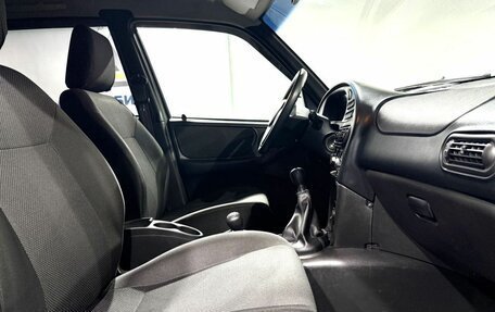 Chevrolet Niva I рестайлинг, 2018 год, 849 000 рублей, 9 фотография