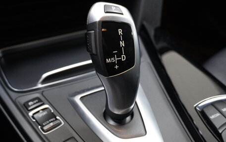 BMW 3 серия, 2018 год, 2 742 000 рублей, 13 фотография